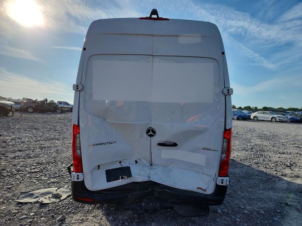 2025 MERCEDES-BENZ SPRINTER