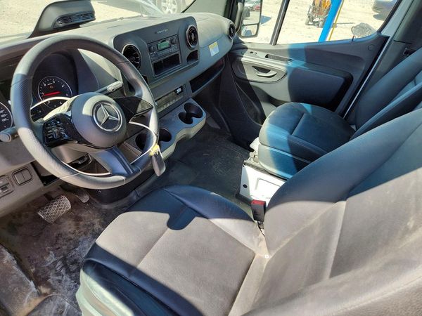 2025 MERCEDES-BENZ SPRINTER