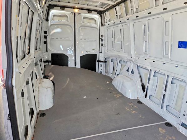 2025 MERCEDES-BENZ SPRINTER