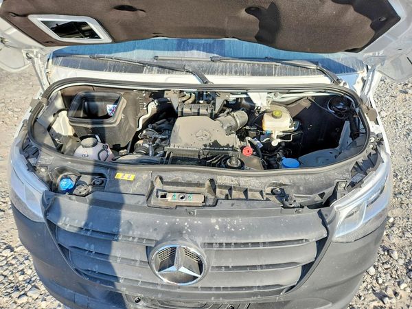 2025 MERCEDES-BENZ SPRINTER