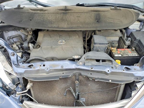 2014 TOYOTA SIENNA