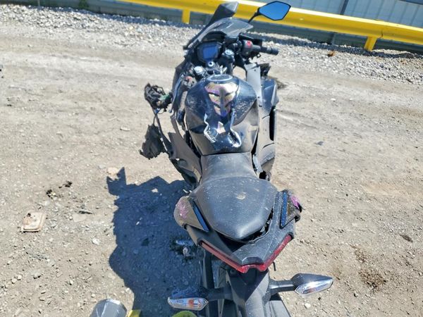 2024 KAWASAKI NINJA 500