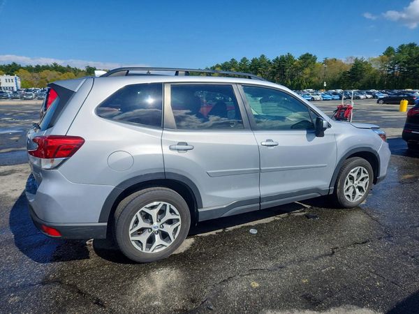 2021 SUBARU FORESTER
