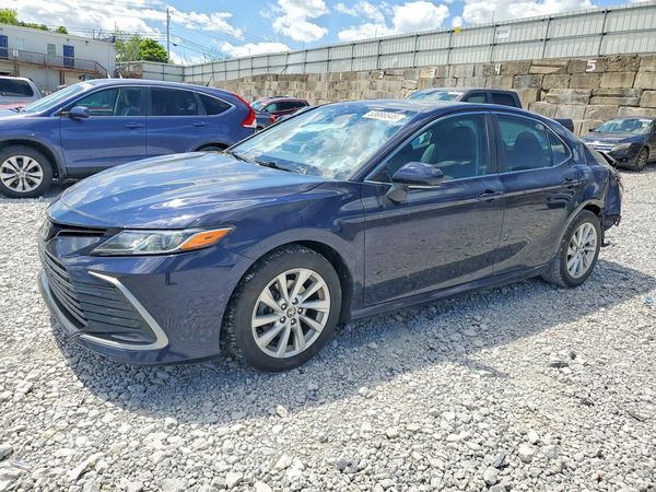 2021 TOYOTA CAMRY LE + Convenient Pkg