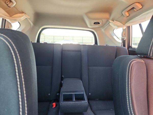 2015 TOYOTA RAV4 XLE (M Grade)