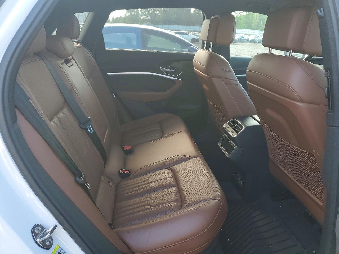 2019 AUDI E-TRON e-tron quattro Prestige