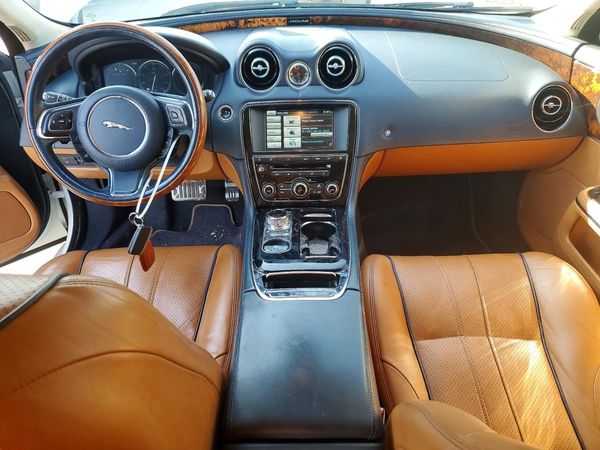 2015 JAGUAR XJ XJL Porfolio