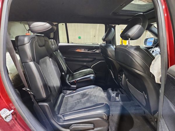 2021 JEEP GRAND CHEROKEE Laredo