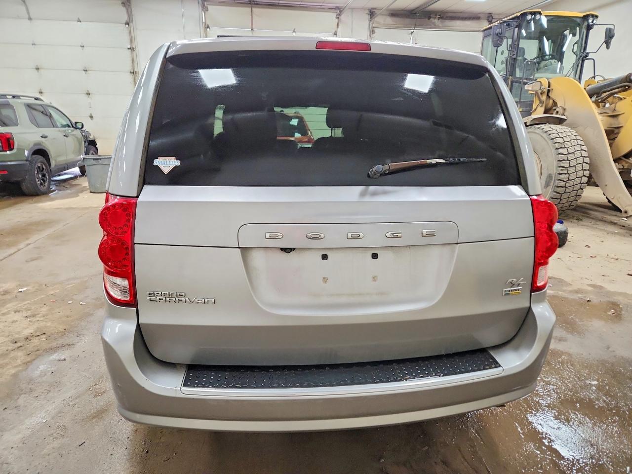 2016 DODGE GRAND CARAVAN R/T