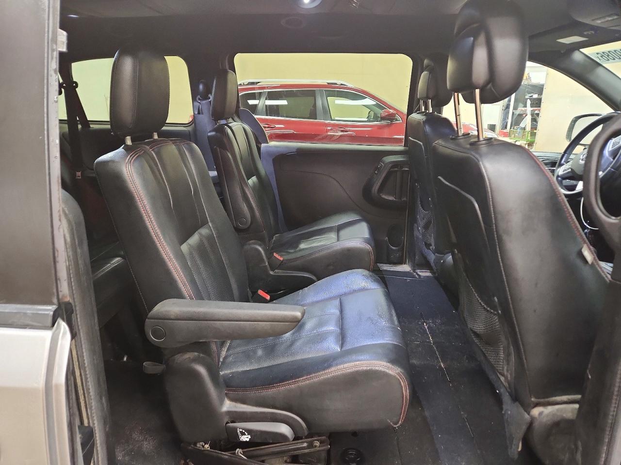 2016 DODGE GRAND CARAVAN R/T