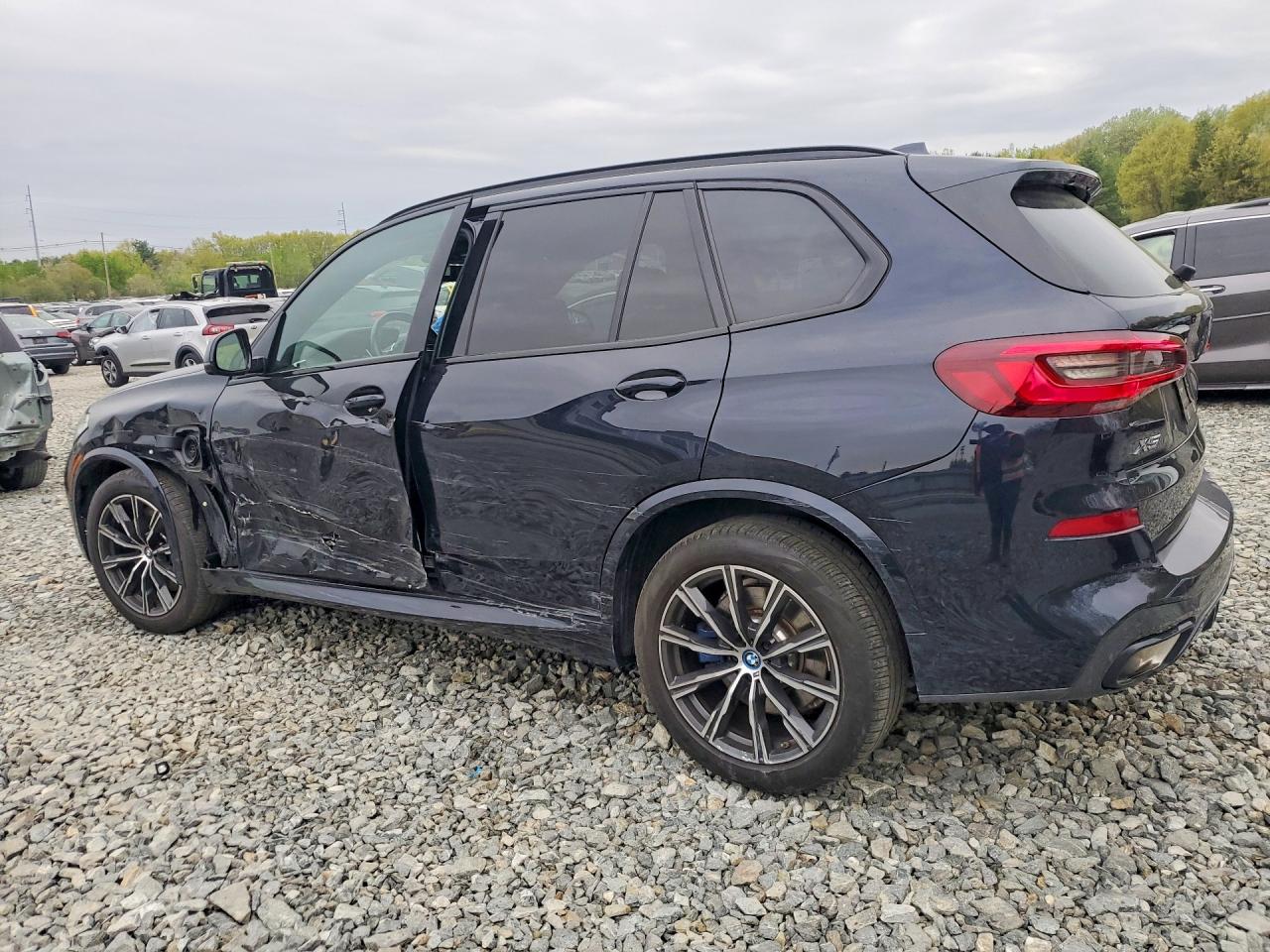 2023 BMW X5 xDrive45e