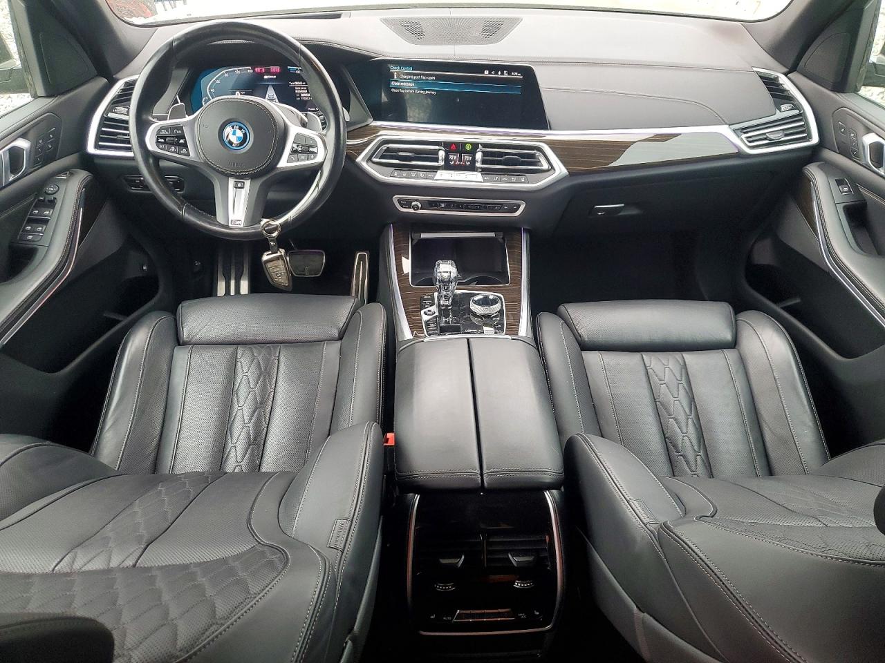 2023 BMW X5 xDrive45e
