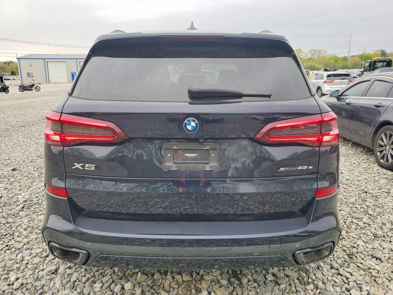 2023 BMW X5 xDrive45e