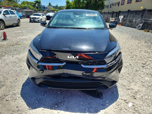 2022 KIA FORTE FE, LXS