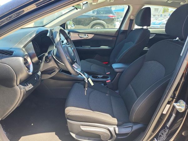 2022 KIA FORTE FE, LXS