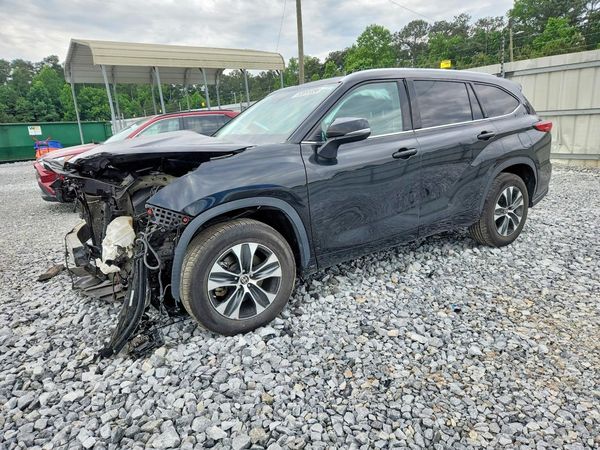 2021 TOYOTA HIGHLANDER