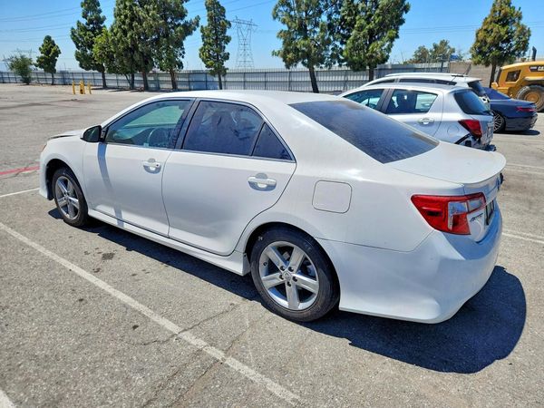 2013 TOYOTA CAMRY