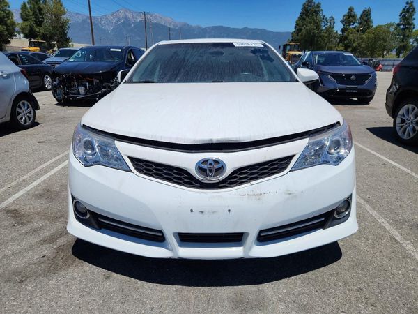 2013 TOYOTA CAMRY