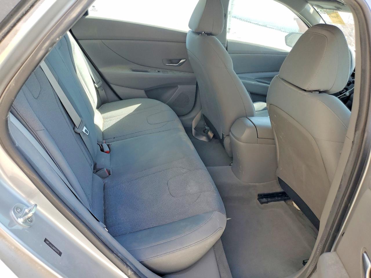 2021 HYUNDAI ELANTRA SE