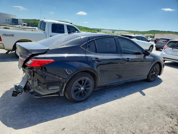 2025 TOYOTA CAMRY