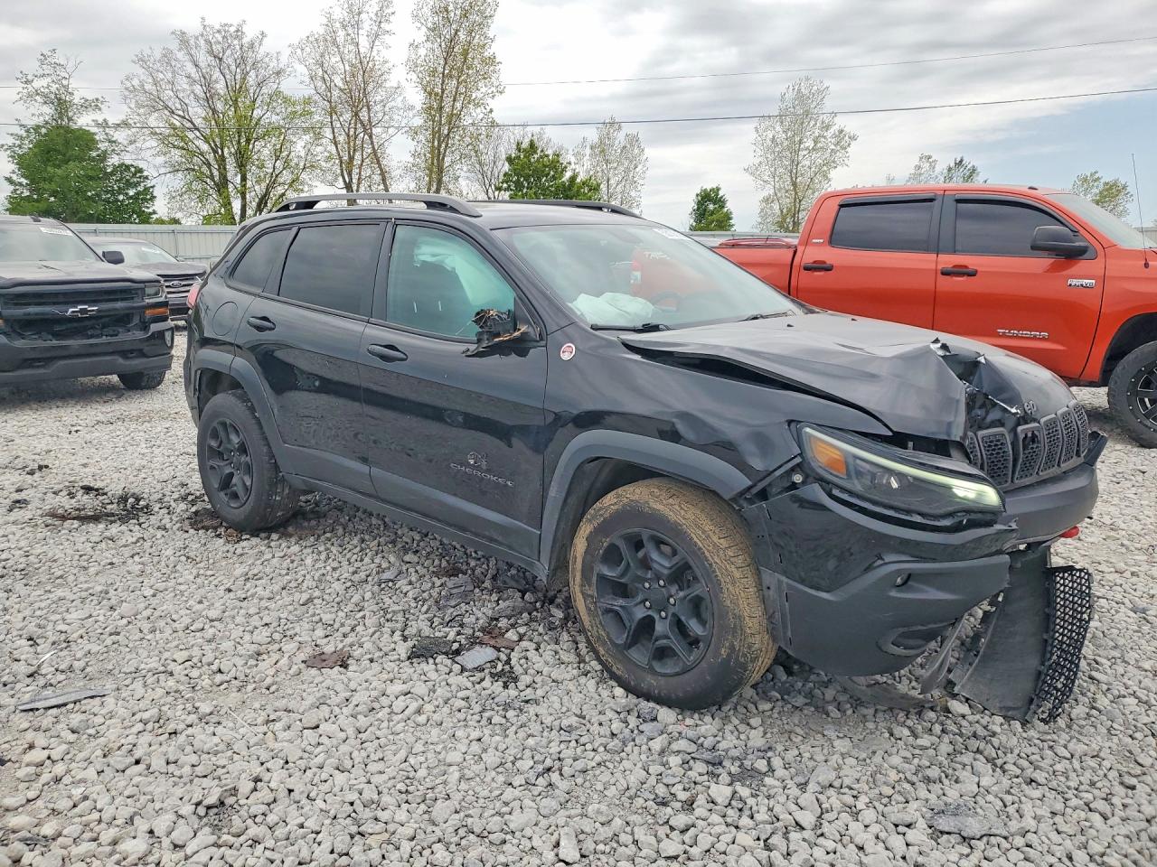 2019 JEEP CHEROKEE TRAILHAWK 4X4