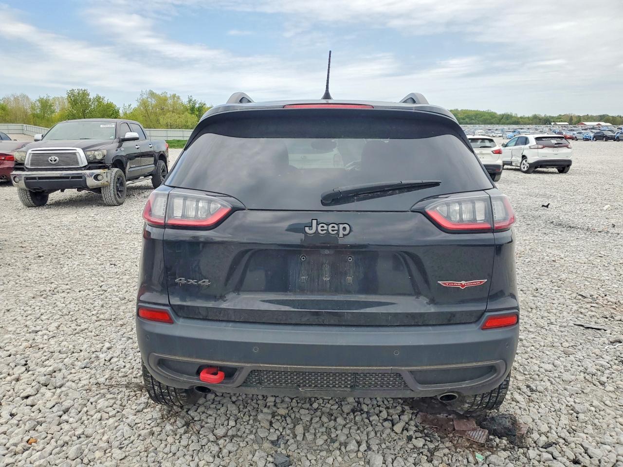 2019 JEEP CHEROKEE TRAILHAWK 4X4