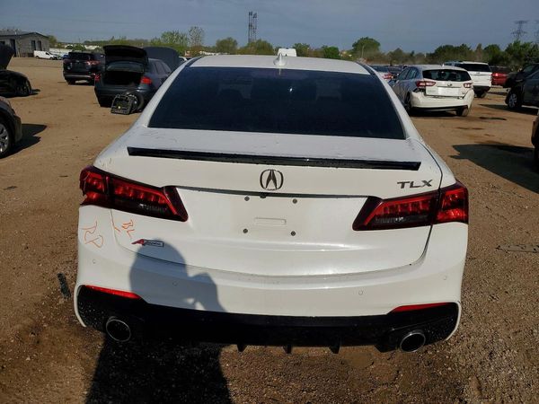 2020 ACURA TLX