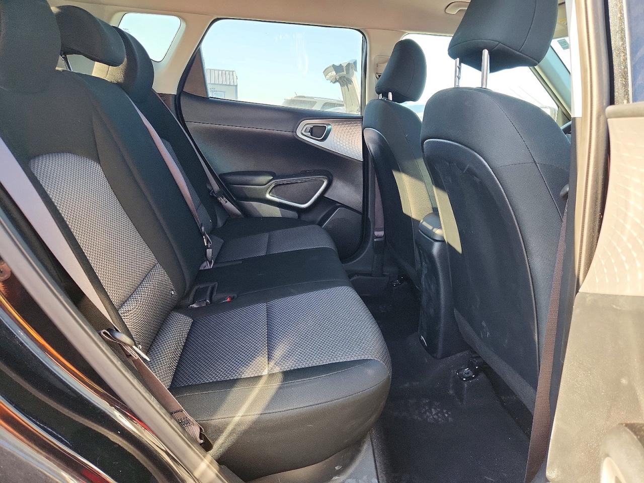2024 KIA SOUL LX, S