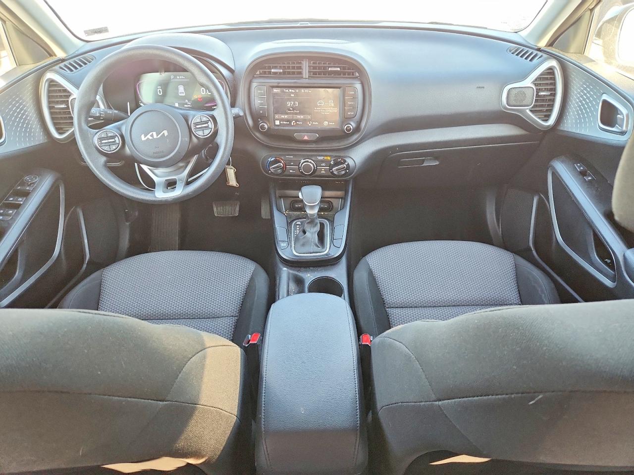 2024 KIA SOUL LX, S