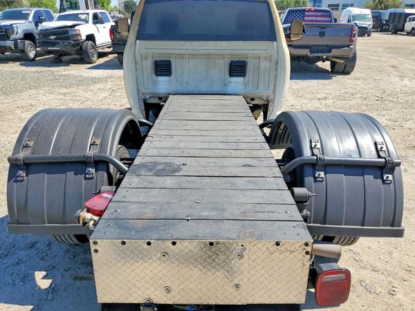 2014 RAM 3500 REG CAB CHASSIS — PSRS