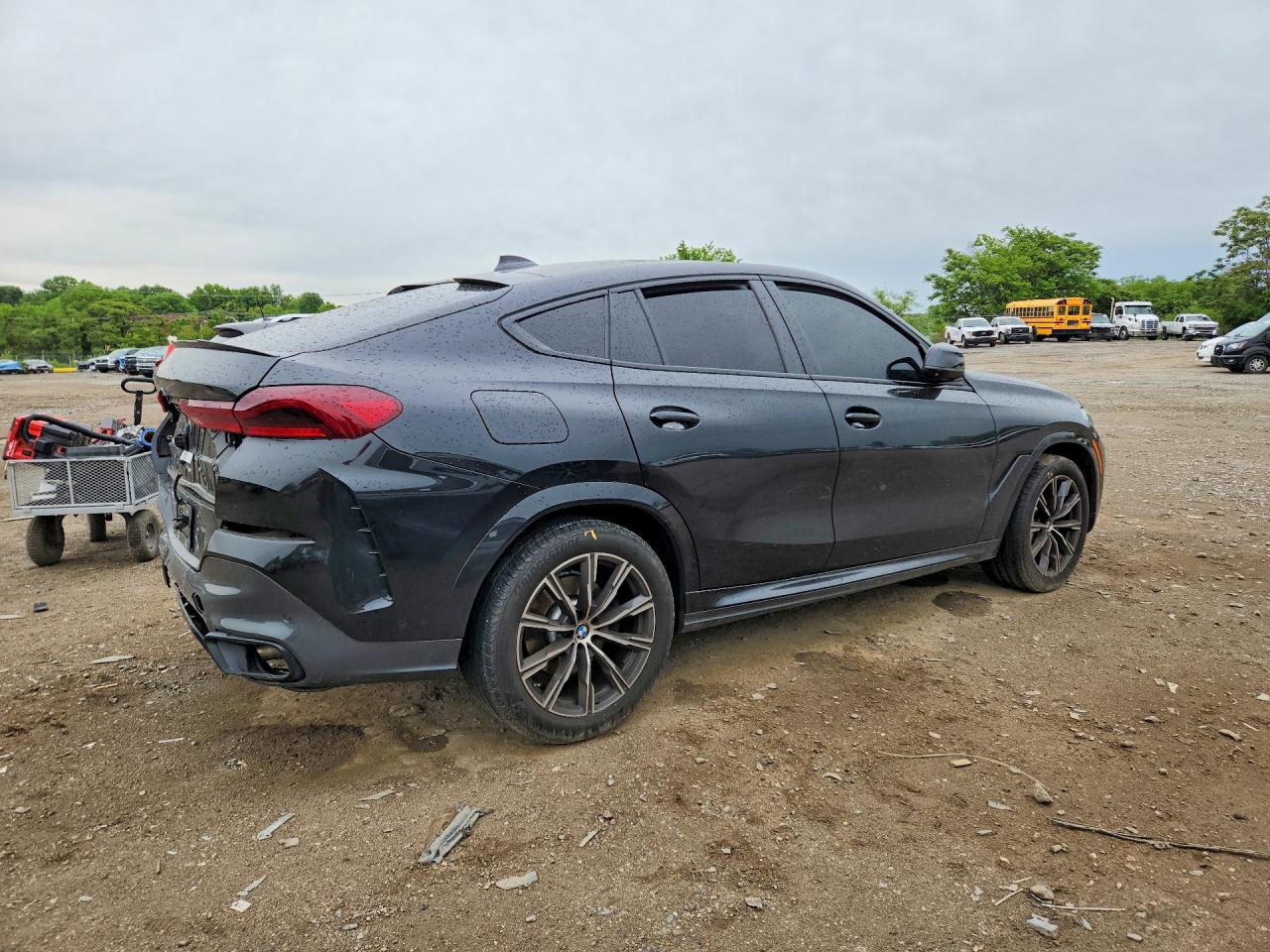 2022 BMW X6 xDrive40i