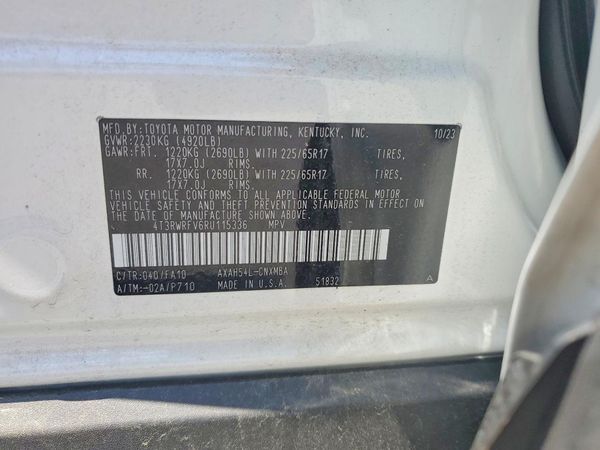 2024 TOYOTA RAV4 XLE