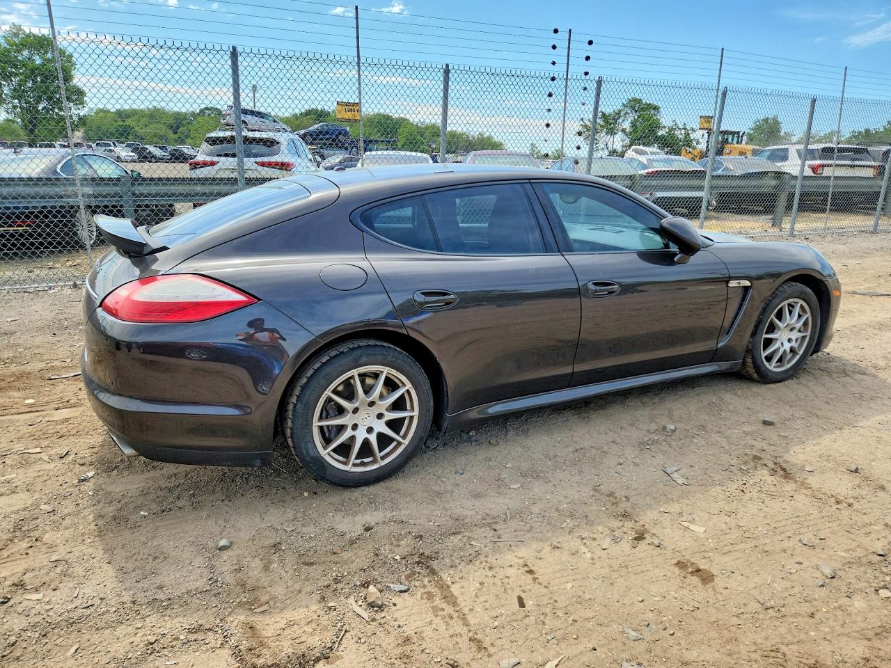 2011 PORSCHE PANAMERA