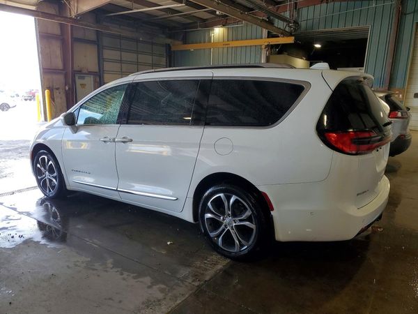 2022 CHRYSLER PACIFICA Pinnacle