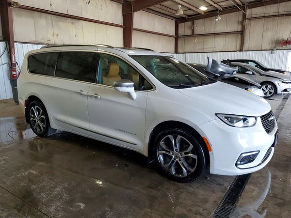 2022 CHRYSLER PACIFICA Pinnacle