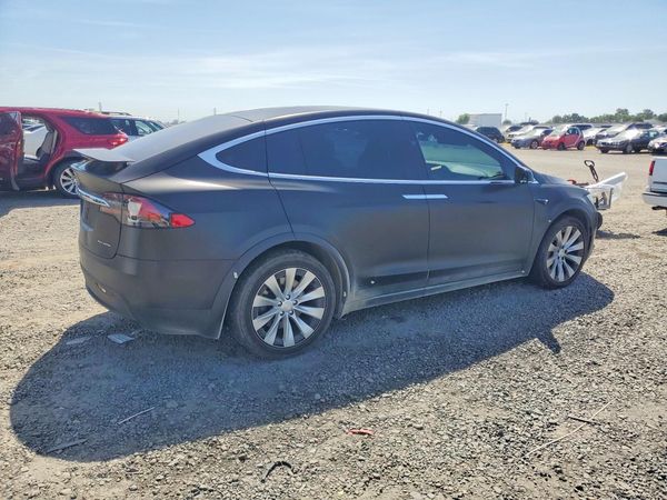 2020 TESLA MODEL X