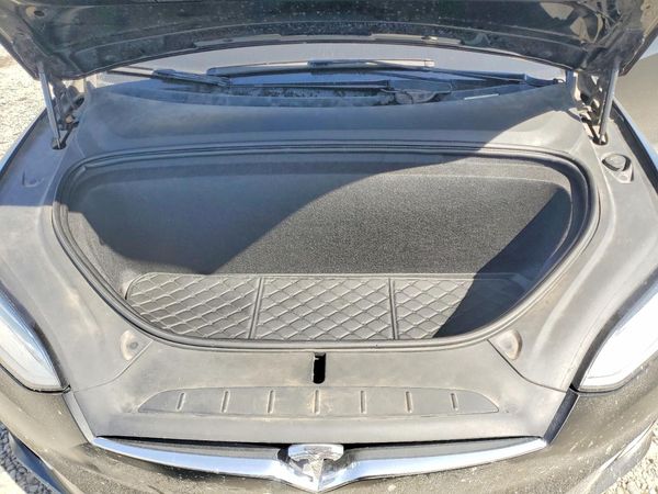 2020 TESLA MODEL X