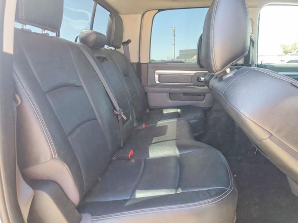 2016 RAM 1500 SLT