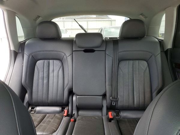 2019 AUDI Q5 quattro Premium