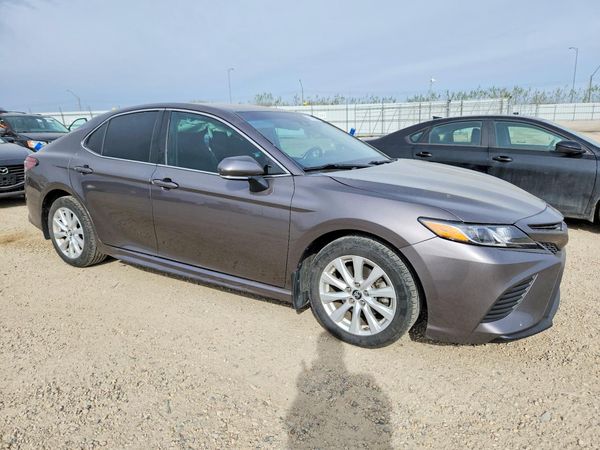 2019 TOYOTA CAMRY L/LE/SE/XLE — Passenger 3/4