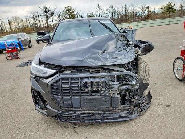 2022 AUDI Q3 QUATTRO