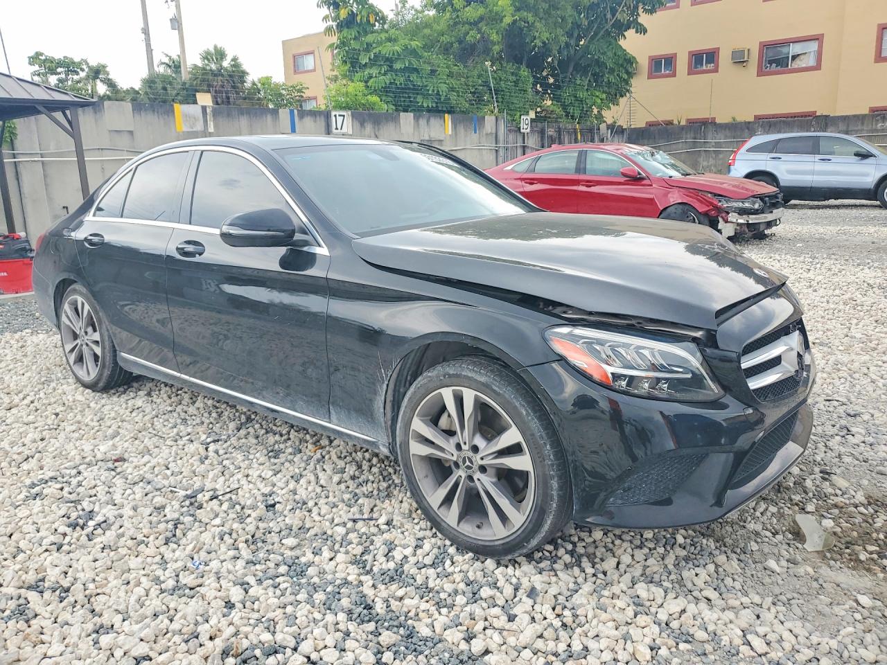 2019 MERCEDES-BENZ C C300