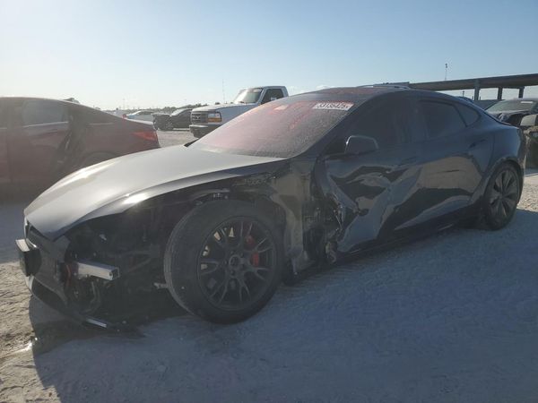 2024 TESLA MODEL S