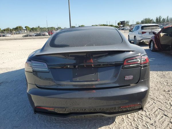 2024 TESLA MODEL S