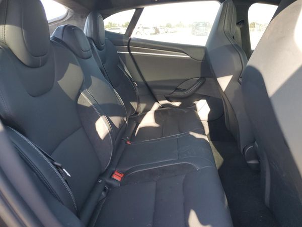 2024 TESLA MODEL S