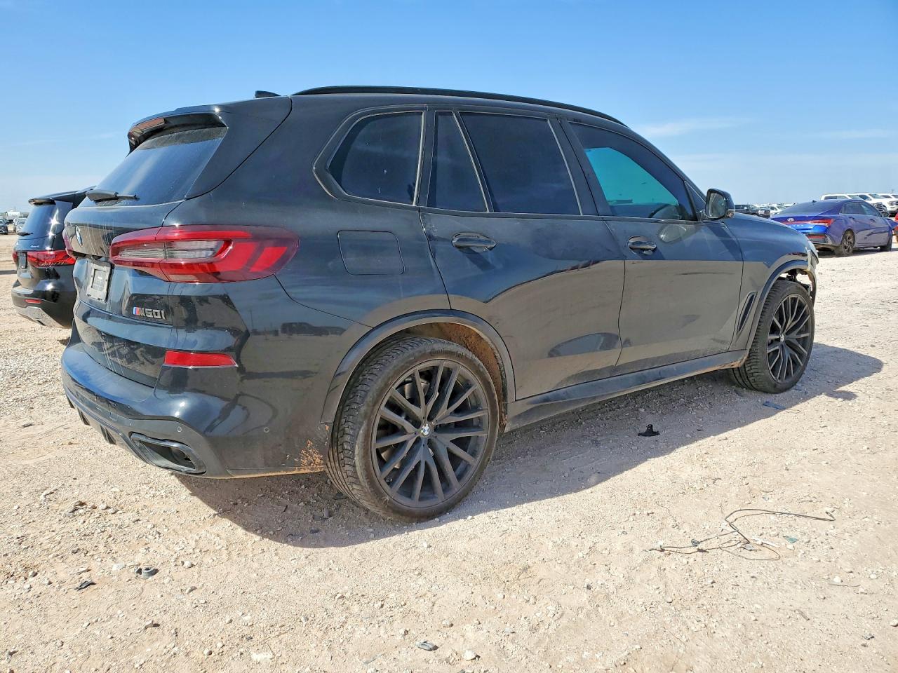 2022 BMW X5 M50i