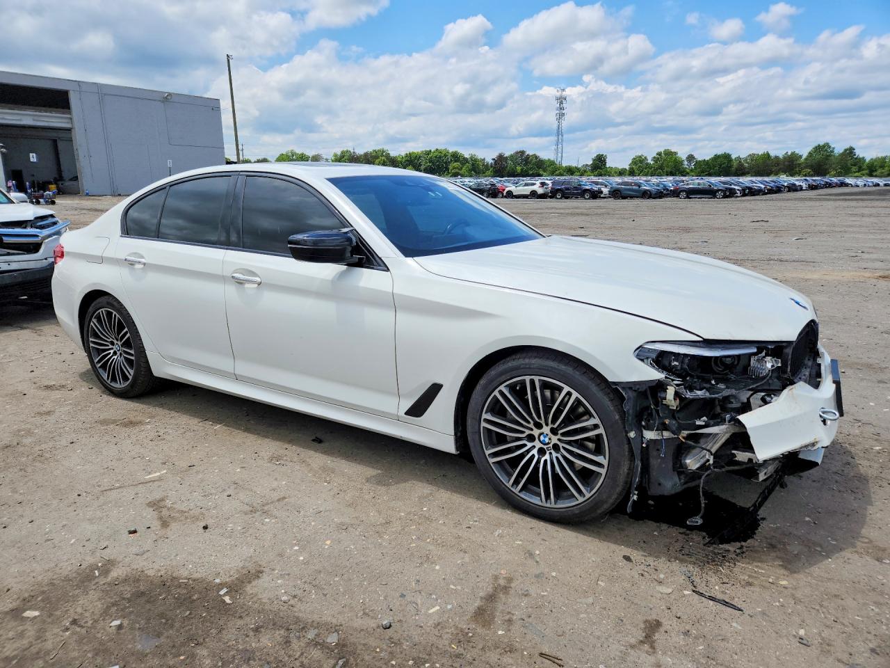 2018 BMW 530E