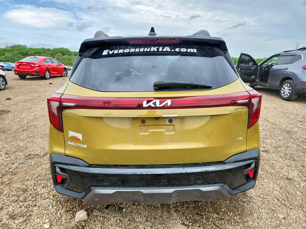 2024 KIA SELTOS S, X-Line