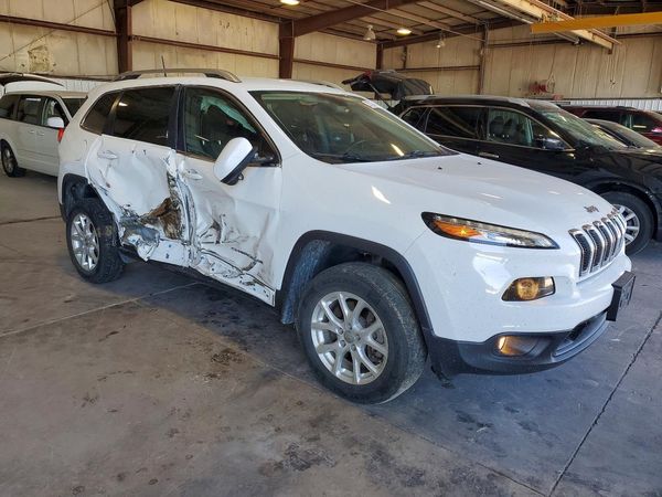 2016 JEEP CHEROKEE LATITUDE 4X4