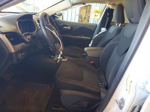 2016 JEEP CHEROKEE LATITUDE 4X4